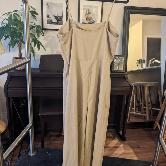 Babaton Cream Jumpsuit - Size 6 - Picture 2 of 5